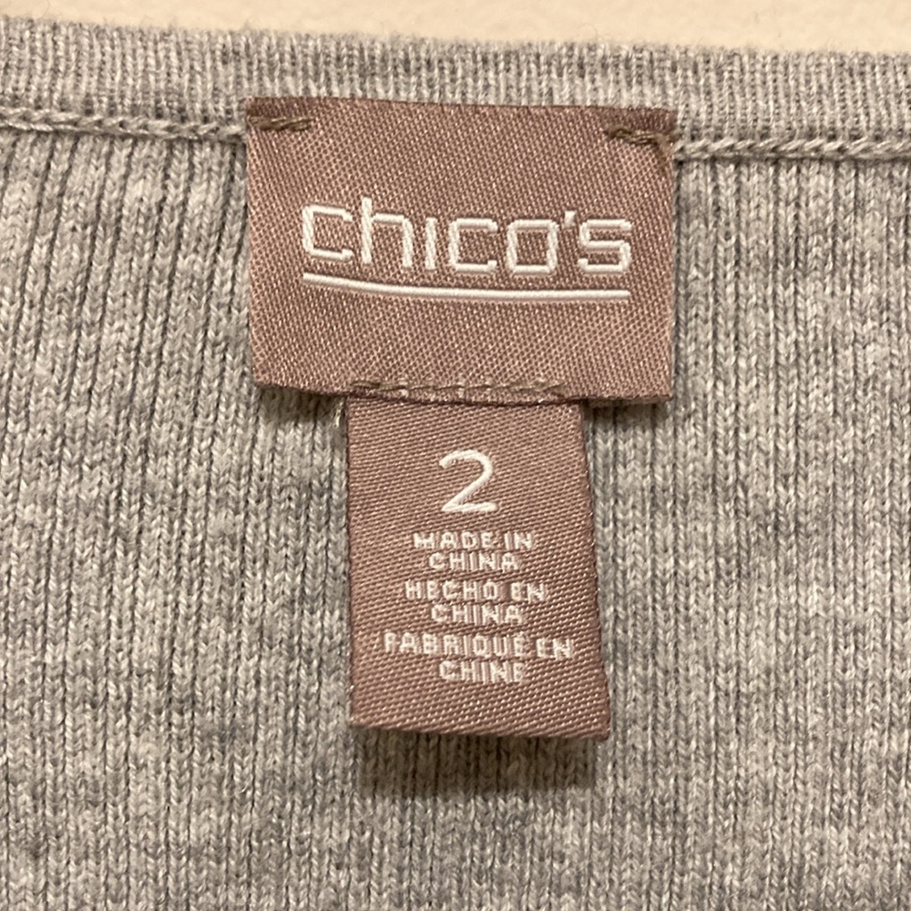 Chico’s Light Gray Ribbed lightweight Knit Top - Picture 2 of 4